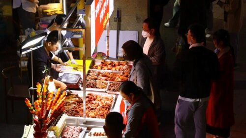 上海小吃街美食街排名(上海出名夜市排名)