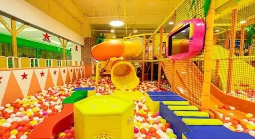 室内儿童乐园十大排名(上海适合带孩子玩的室内游乐场有哪些)